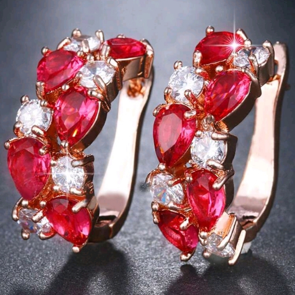Clip type earrings